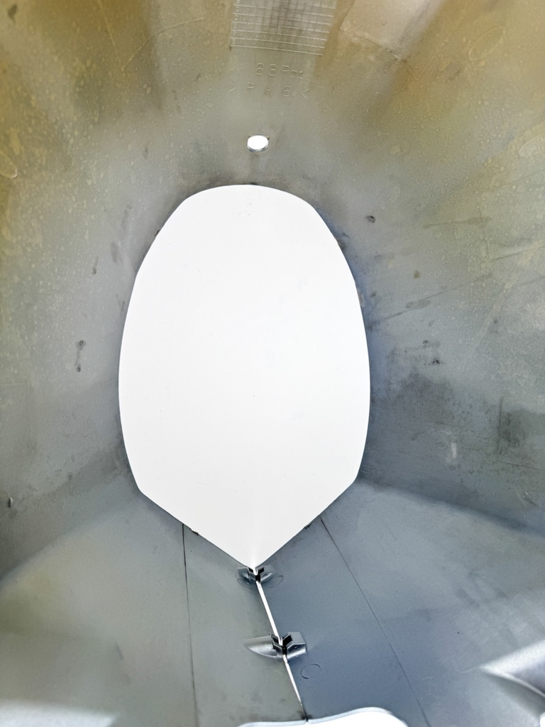 2008 Yamaha 150 HP 4 Stroke Outboard Lower Apron Cover 63P-42741-01-8D OEM