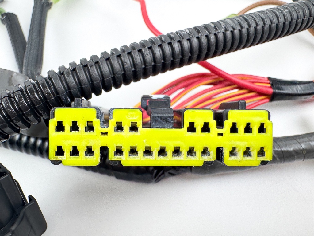 2008 Yamaha 150 HP 4 Stroke Outboard Engine Wire Harness 63P-82590-30-00 OEM