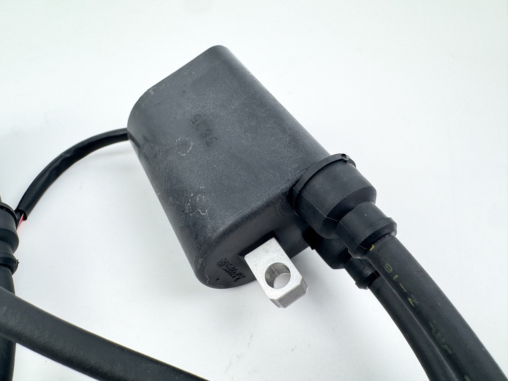 2004 Yamaha 115 HP 4 Stroke Outboard Ignition Coil Set 68V-82310-00-00 Tested