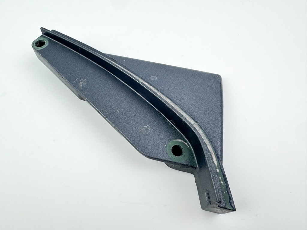 2004 Yamaha 115 HP 4 Stroke Outboard Cable Cover Plate 68V-42738-00-5B OEM