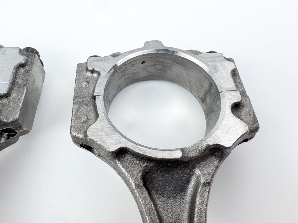 2004 Yamaha 115 HP 4 Stroke Outboard Piston & Connecting Rod Set 68V-W1164-00-00 OEM