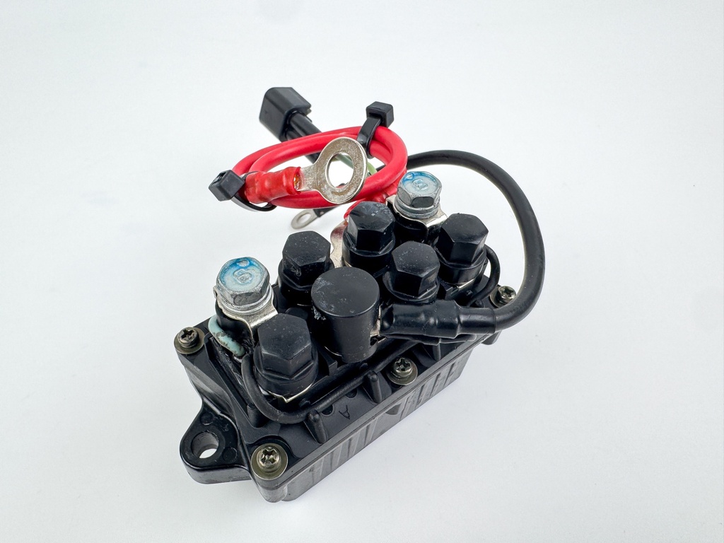 2004 Yamaha 115 HP 4 Stroke Outboard Trim Tilt Relay 68V-8195B-01-00 OEM