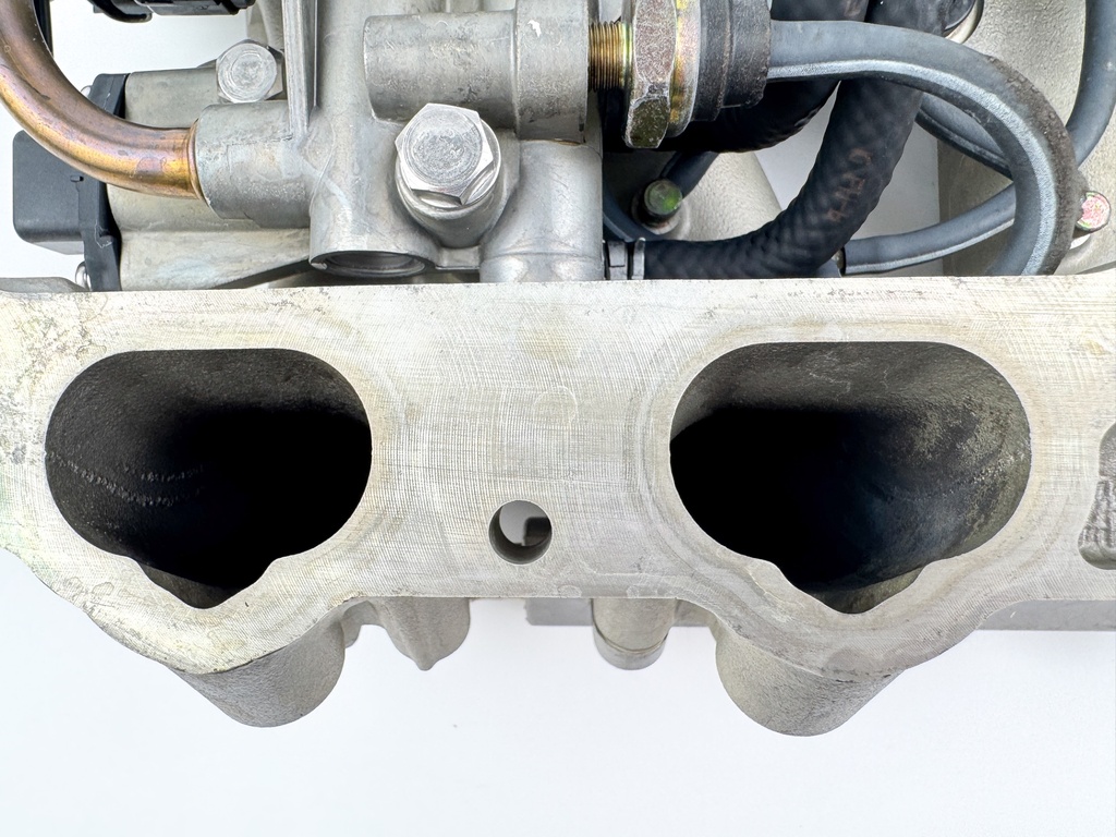 2004 Yamaha 115 HP 4 Stroke Intake Manifold & Throttle Body 68V-14200-03-00 Tested