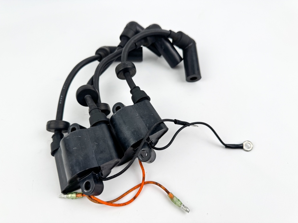 2003 Yamaha 50 HP 4 Stroke Outboard Ignition Coil Set 62Y-85570-00-00 OEM