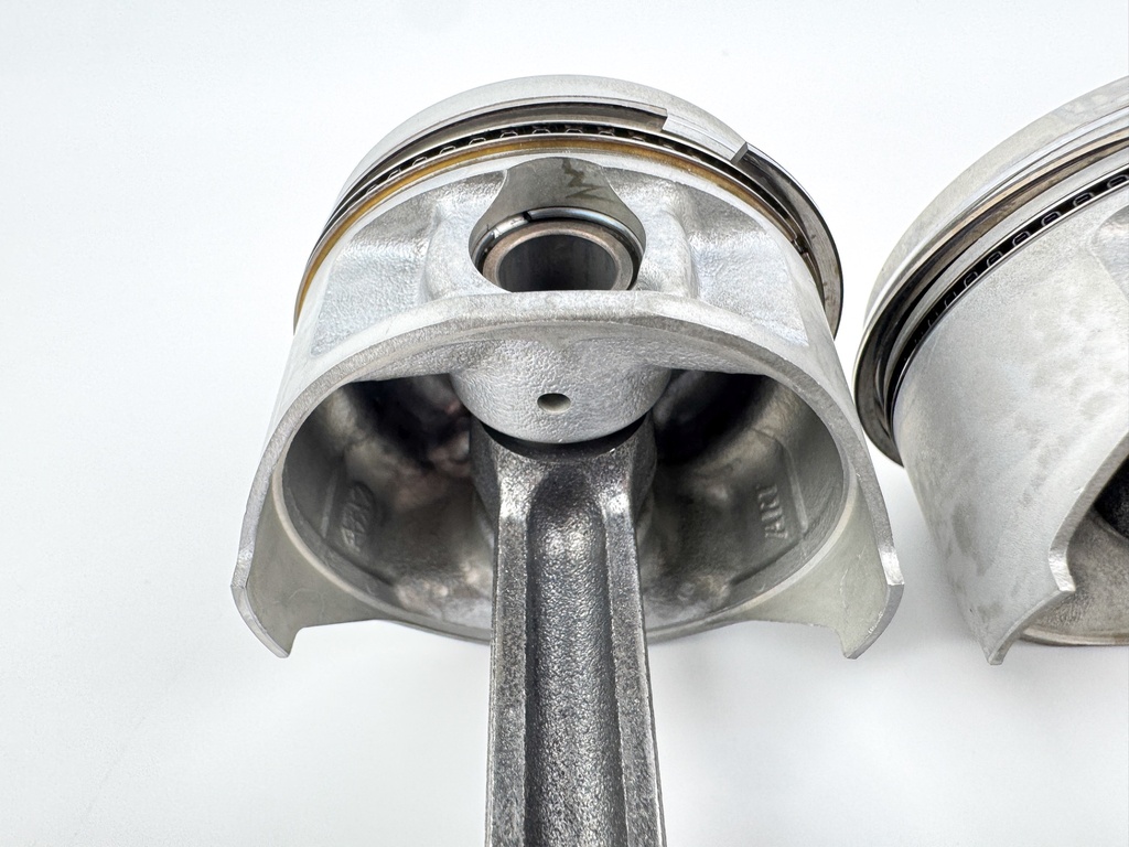 2003 Yamaha 50 HP 4 Stroke Outboard Piston & Connecting Rod Set 62Y-11650-10-00 OEM