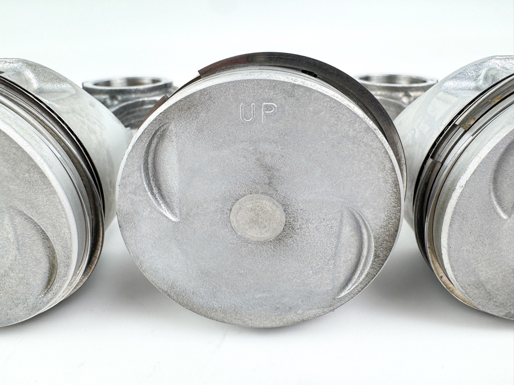 2003 Yamaha 50 HP 4 Stroke Outboard Piston & Connecting Rod Set 62Y-11650-10-00 OEM