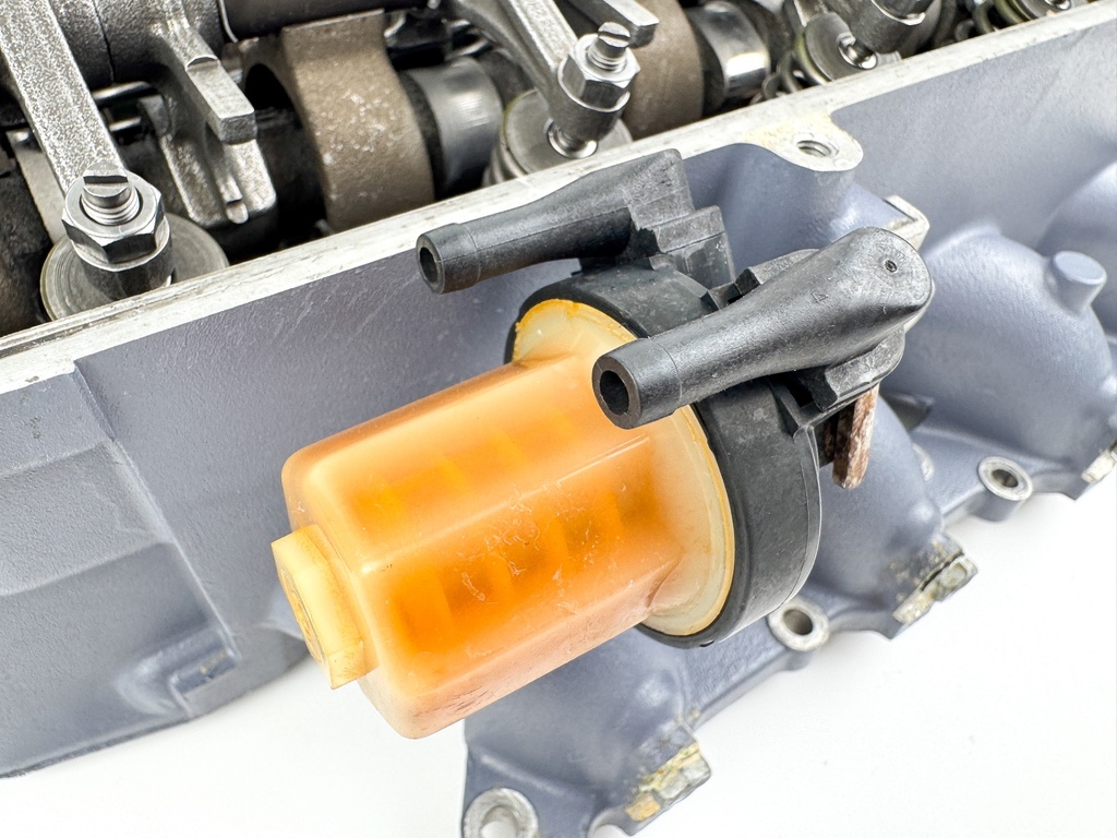 2003 Yamaha 50 HP 4 Stroke Outboard Cylinder Head 64J-W009A-01-1S OEM