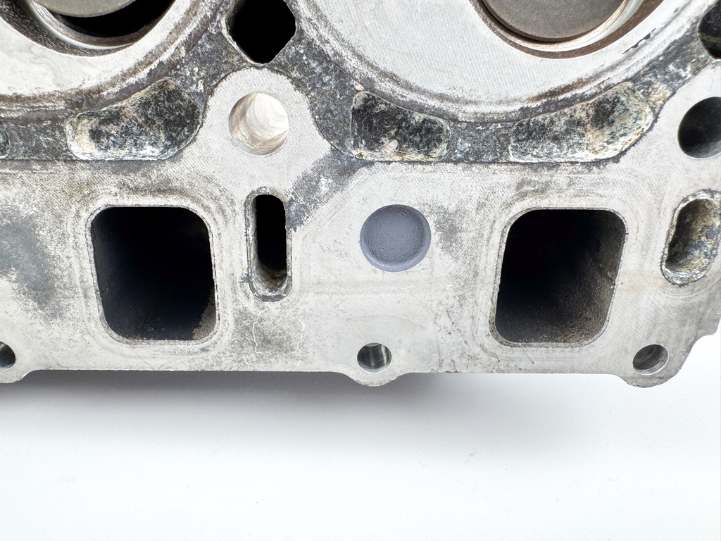 2003 Yamaha 50 HP 4 Stroke Outboard Cylinder Head 64J-W009A-01-1S OEM