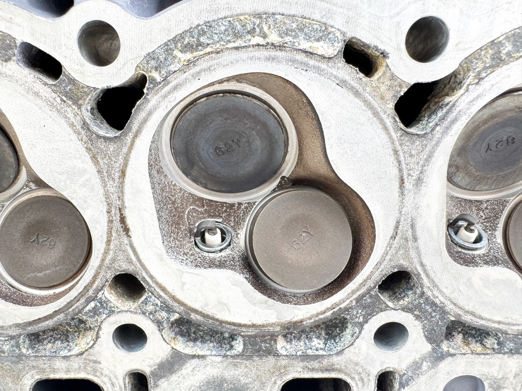 2003 Yamaha 50 HP 4 Stroke Outboard Cylinder Head 64J-W009A-01-1S OEM