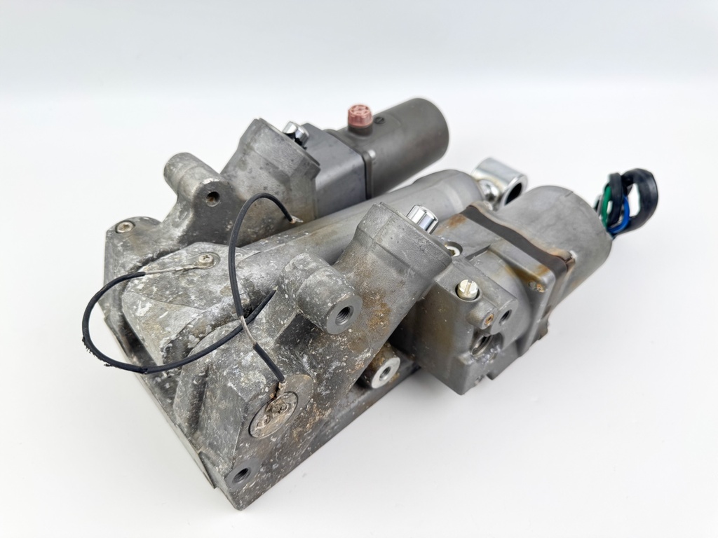 2004 - 2011 SUZUKI 200 225 250 OUTBOARD POWER TRIM & TILT UNIT ASSEMBLY