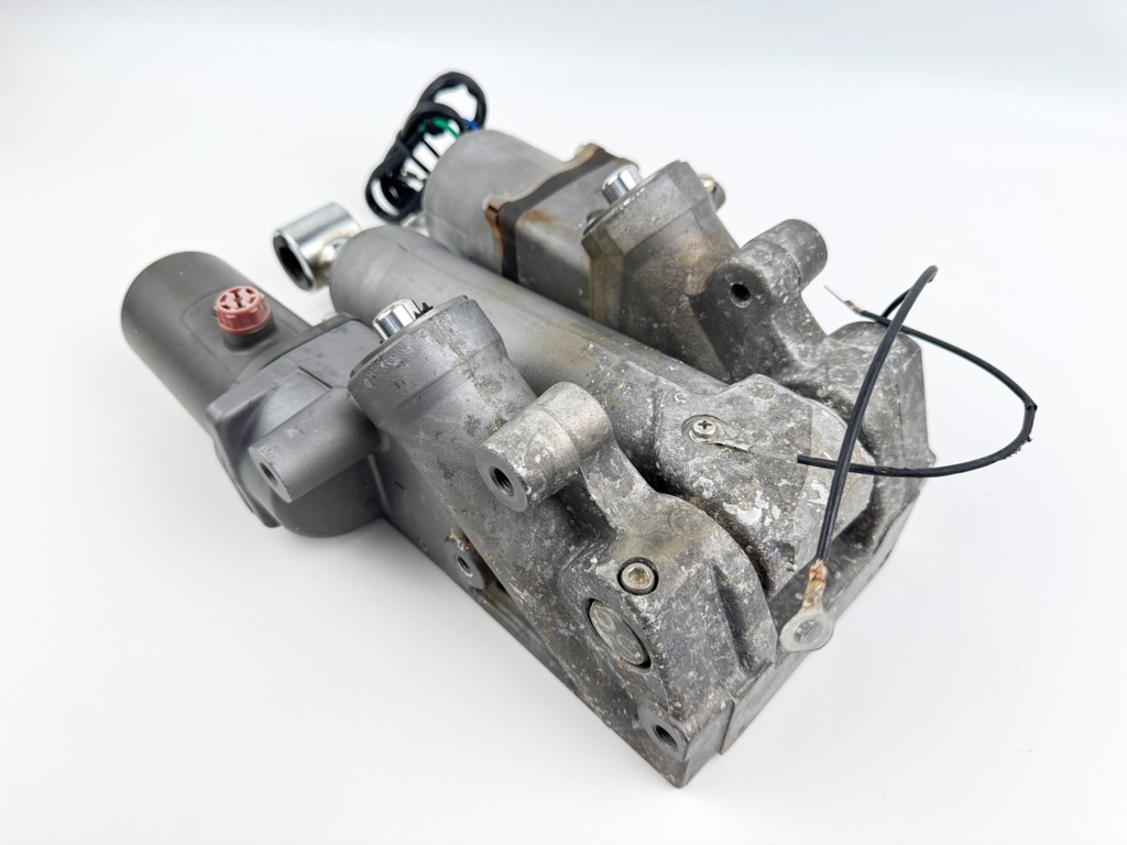 2004 - 2011 SUZUKI 200 225 250 OUTBOARD POWER TRIM & TILT UNIT ASSEMBLY