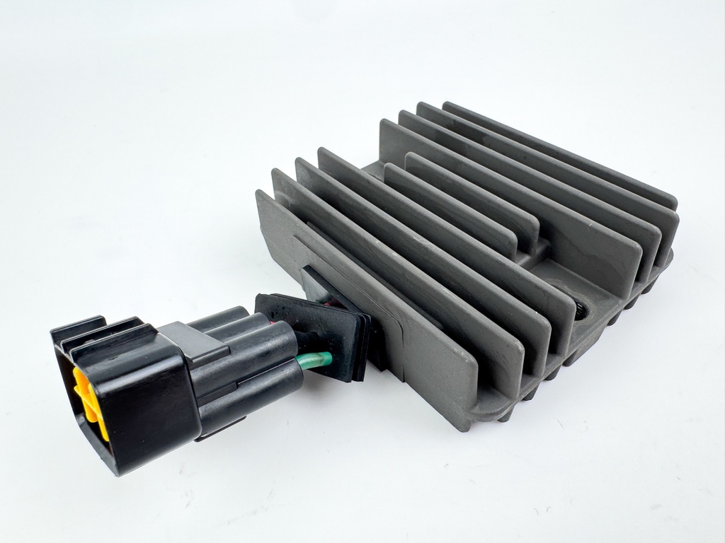 2014 Yamaha 60 HP 4 Stroke Outboard Rectifier & Regulator 68V-81960-10-00 OEM