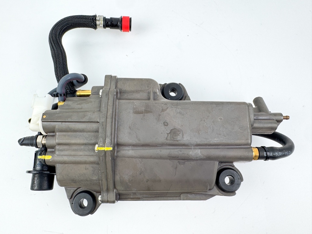 2014 Yamaha 60 HP 4 Stroke Outboard VST Float Chamber Assembly 6C5-14180-23-00 OEM