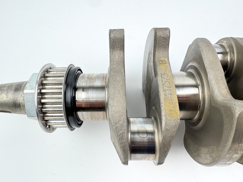 2014 Yamaha 60 HP 4 Stroke Outboard Crankshaft 6C5-11411-10-00 OEM