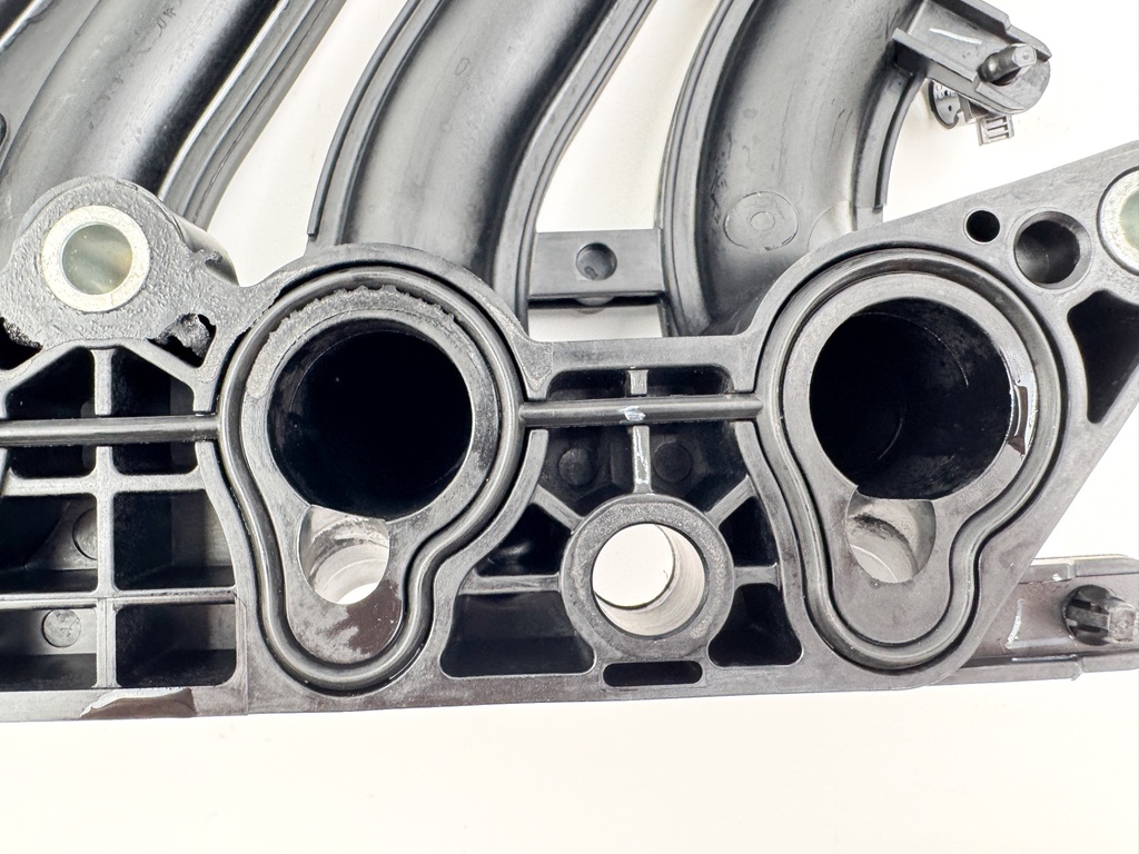 2014 Yamaha 60 HP 4 Stroke Outboard Intake Manifold 6C5-13641-00-00 OEM