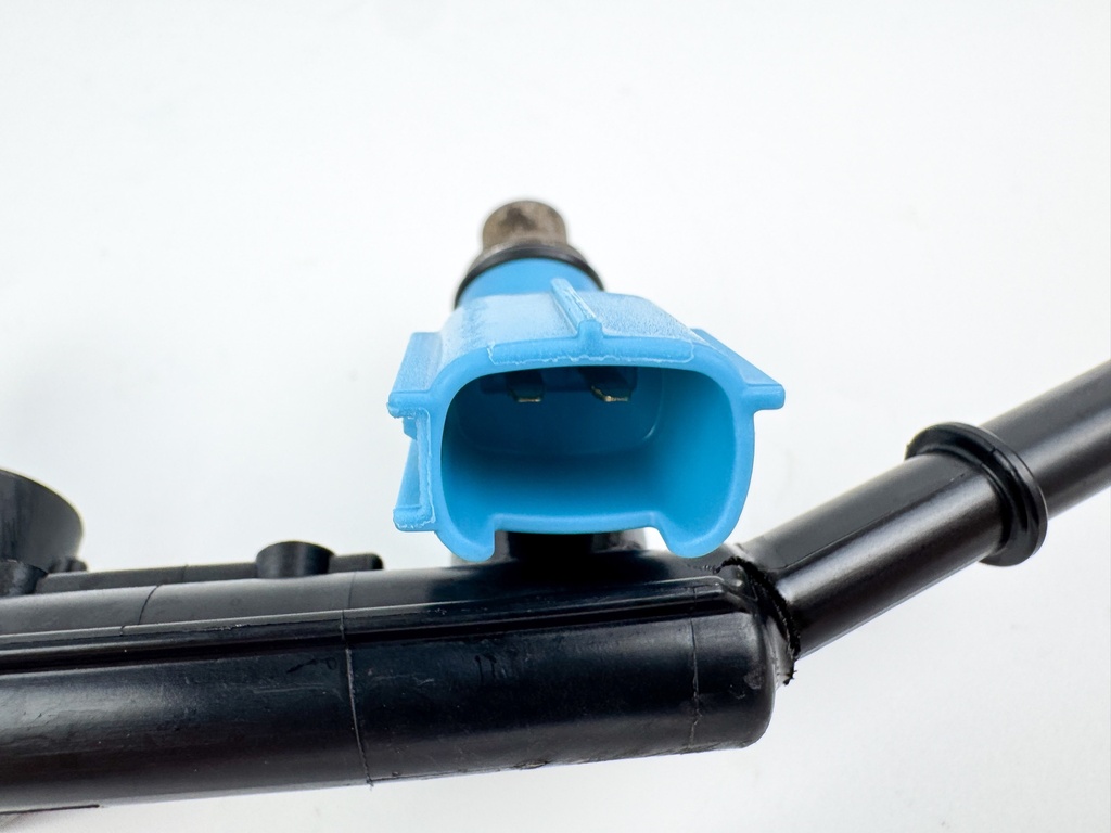 2014 Yamaha 60 HP 4 Stroke Outboard Fuel Injector Set W/ Rail 6C5-13761-00-00 OEM