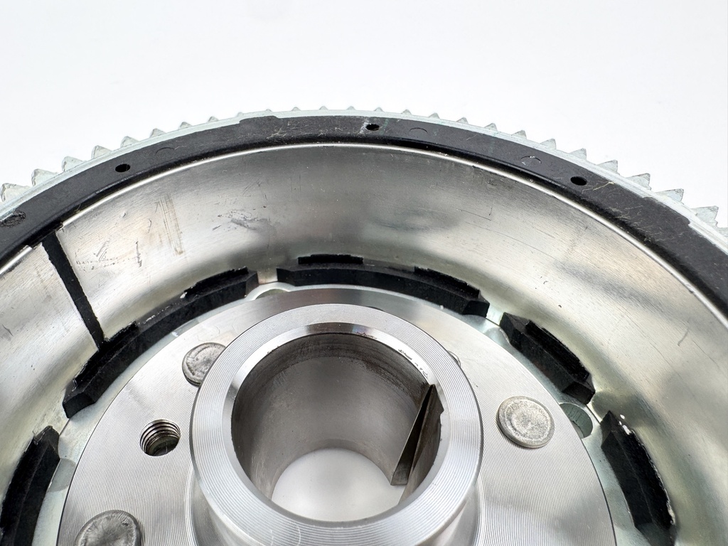 2014 Yamaha 60 HP 4 Stroke Outboard Flywheel Rotor 6C5-81450-00-00 OEM