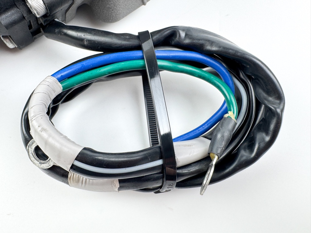 Yamaha F60 60HP 4 Stroke Outboard Power Trim Tilt Unit 6C5-43800-10-8D Like New