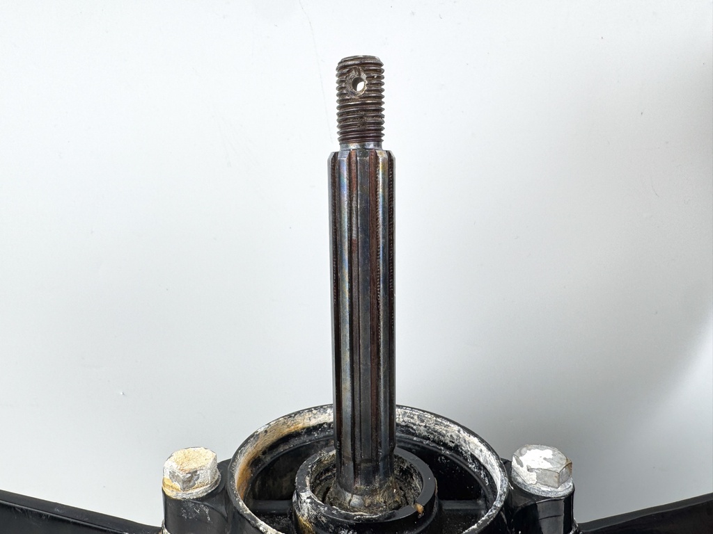 2022 Mercury 25 HP 4 Stroke Outboard Lower Unit Gear Case 8M0187032 OEM