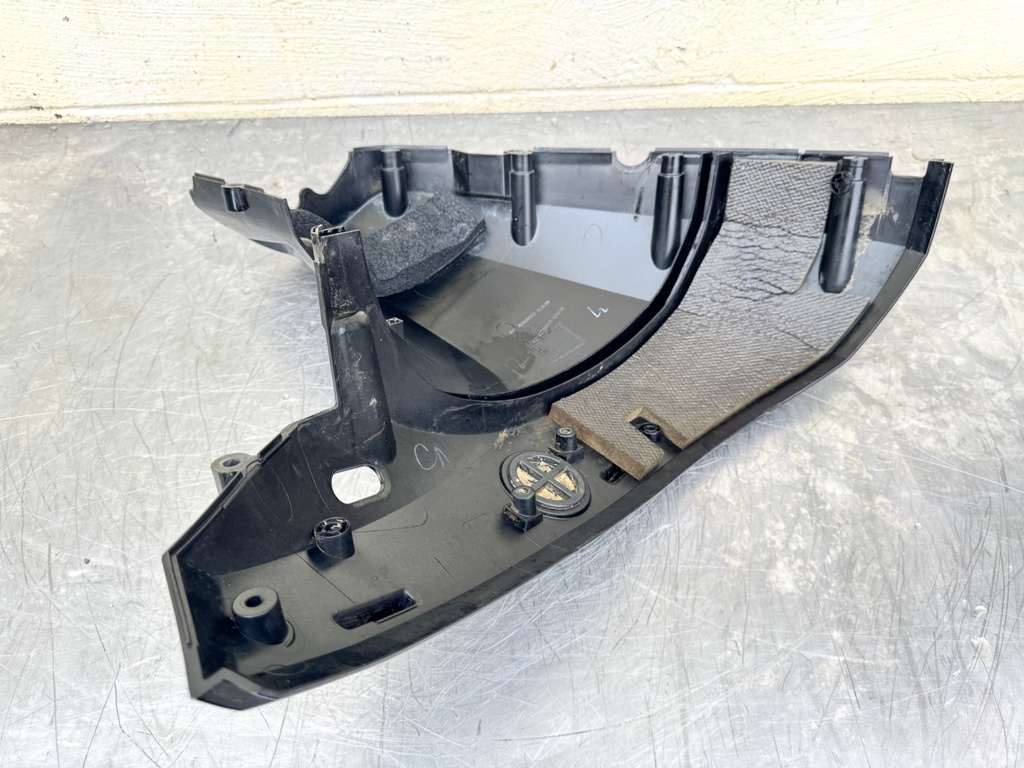 2022 Mercury 25 HP 4 Stroke Outboard Lower Apron Set 8M0189787 OEM