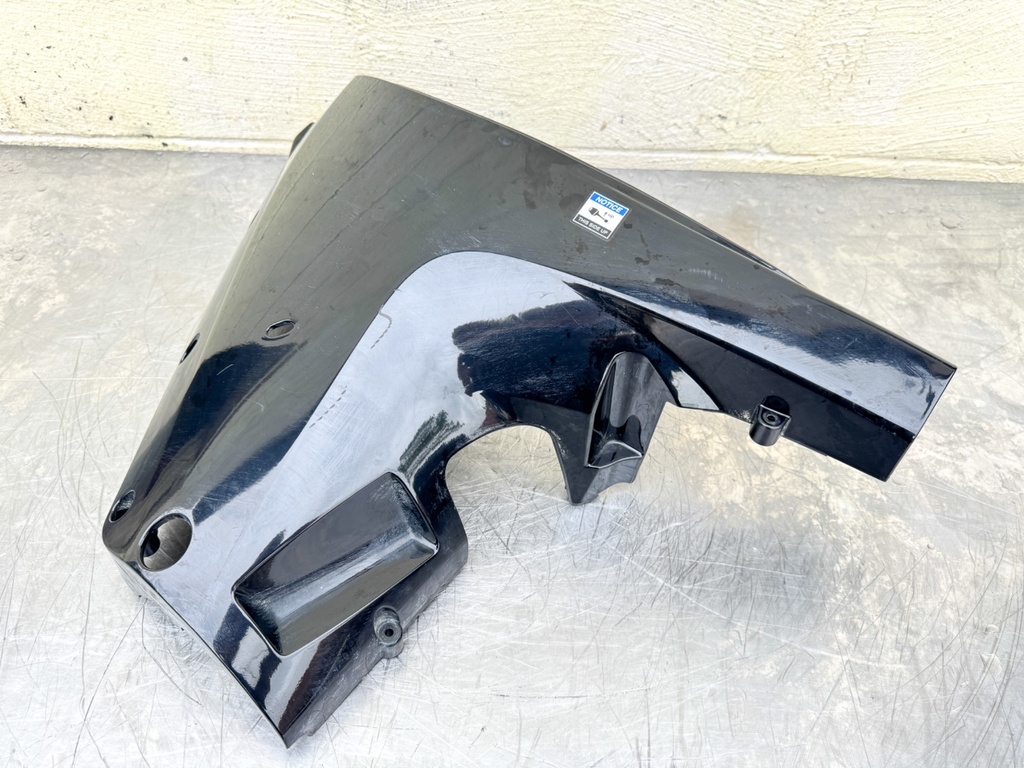 2022 Mercury 25 HP 4 Stroke Outboard Lower Apron Set 8M0189787 OEM