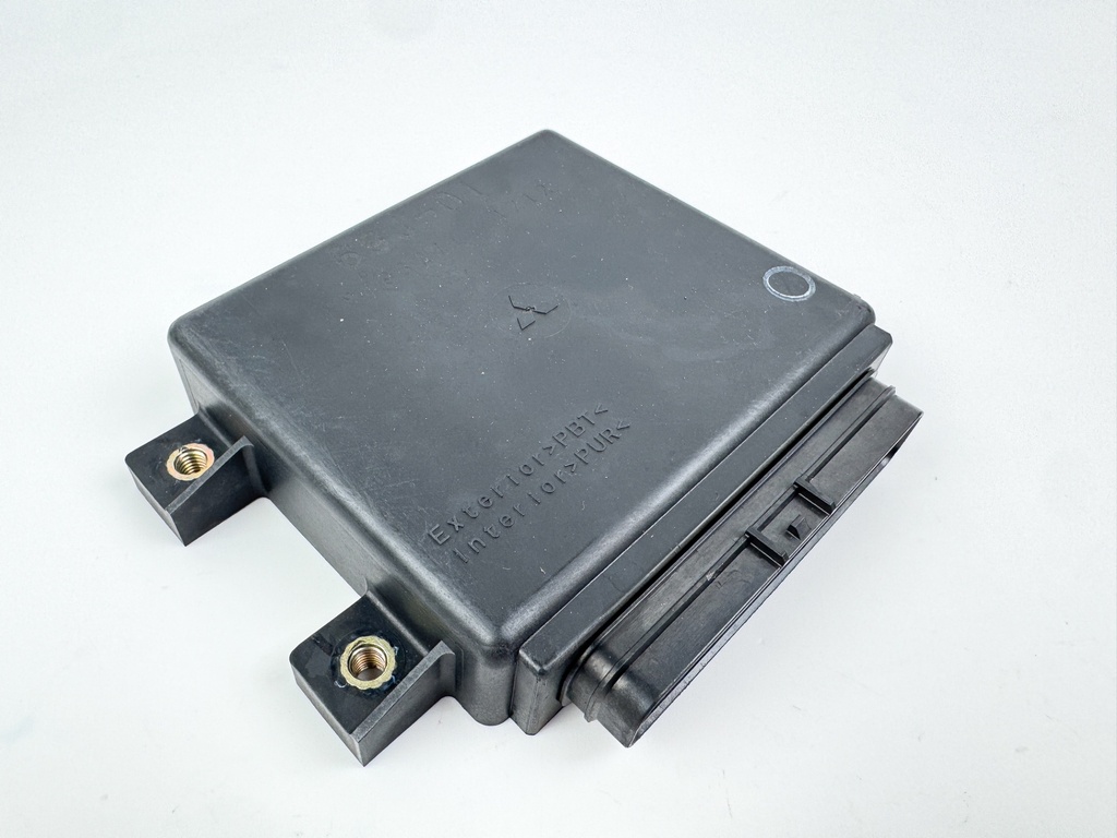 2002 Yamaha 225 HP 4 Stroke Outboard Engine Control Unit ECU 69J-8591A-01-00 OEM