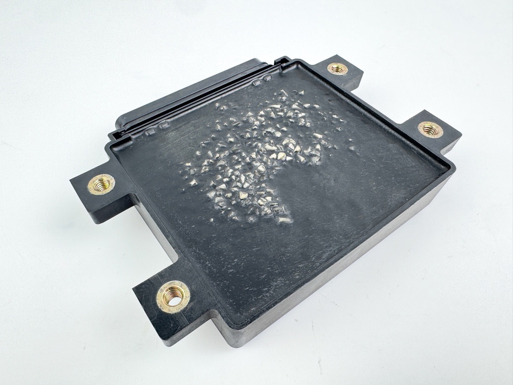 2002 Yamaha 225 HP 4 Stroke Outboard Engine Control Unit ECU 69J-8591A-01-00 OEM