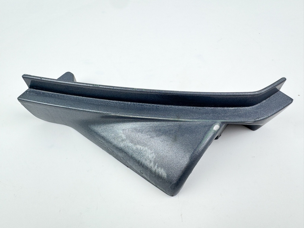 2002 Yamaha 225 HP 4 Stroke Outboard Cable Cover Plate 69J-42738-00-5B OEM