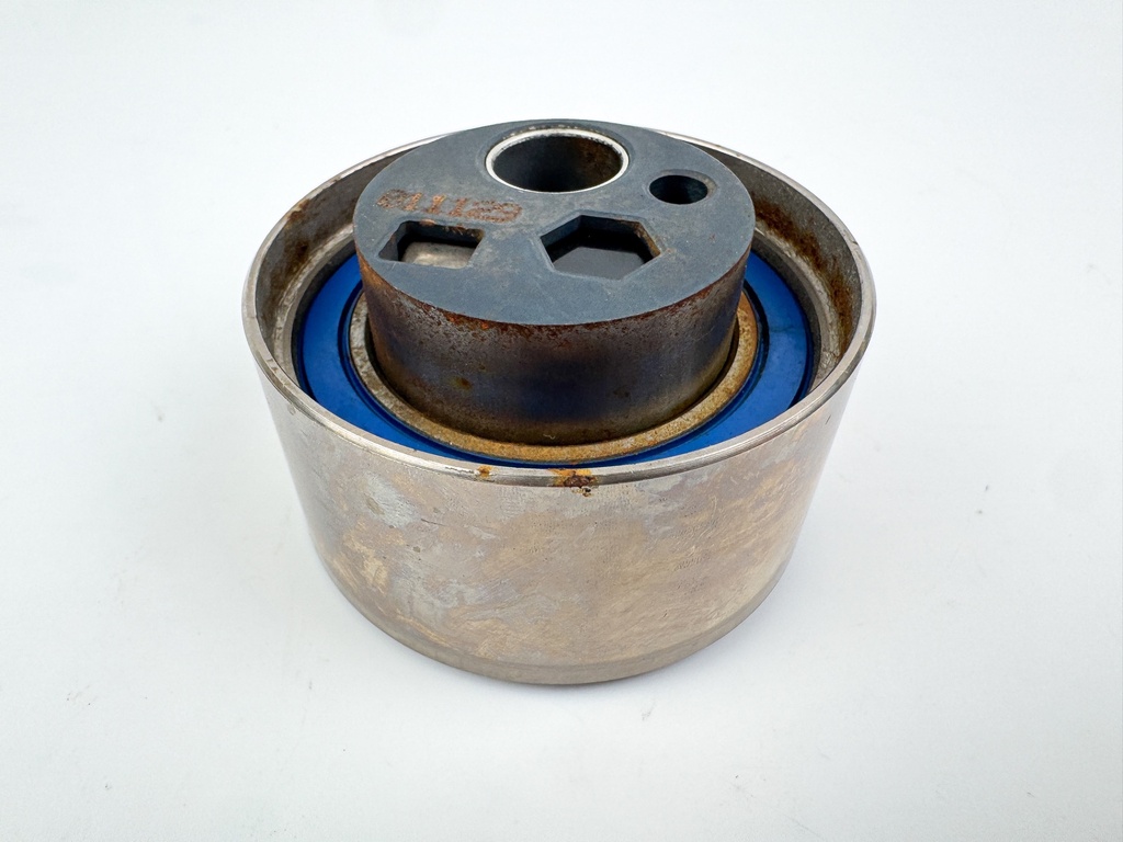 2002 Yamaha 225 HP 4 Stroke Outboard Belt Tensioner 69J-11590-00-00 OEM