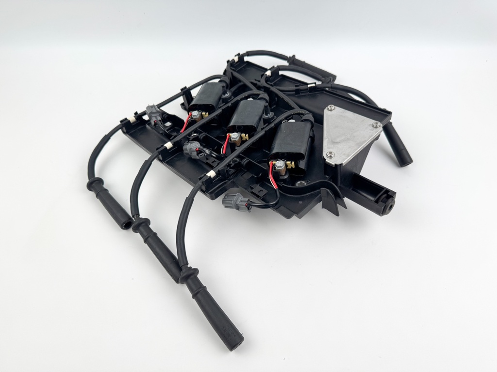 2002 Yamaha 225 HP 4 Stroke Outboard Ignition Coil Set W/ Plate 69J-82310-00-00 OEM