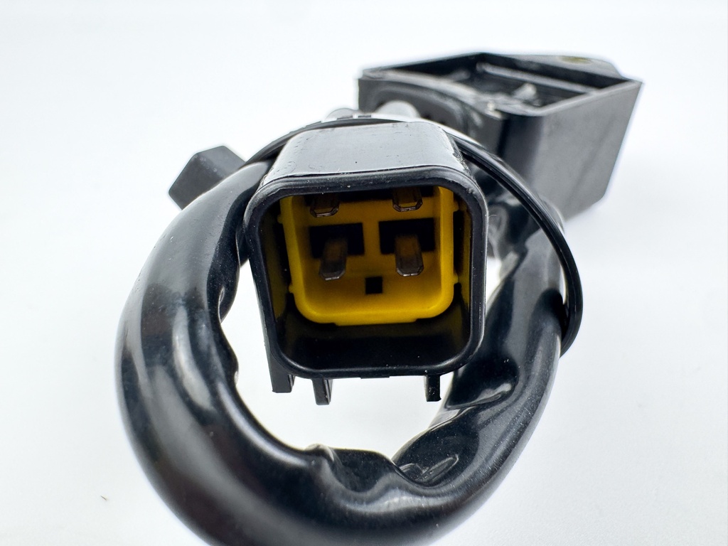 2002 Yamaha 225 HP 4 Stroke Outboard Drive Unit Assembly 69J-86550-00-00 OEM