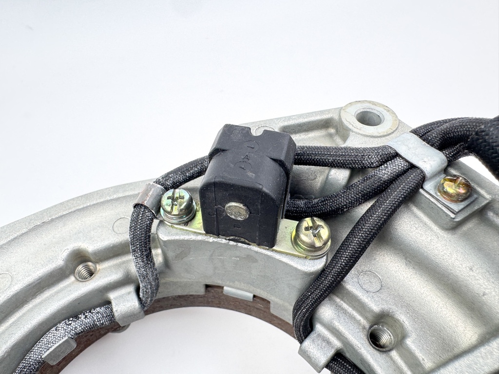 2002 Yamaha 225 HP 4 Stroke Outboard Coil Pulser Base Stator Assembly 69J-81460-00-00 OEM