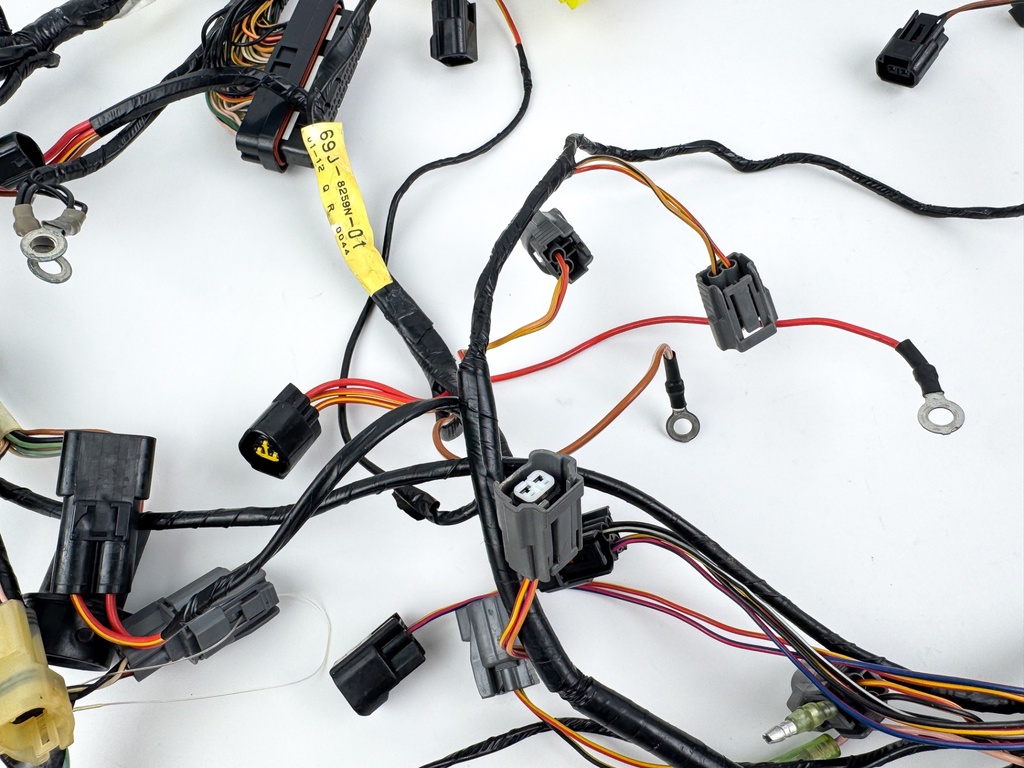 2002 Yamaha 225 HP 4 Stroke Outboard Engine Wire Harness 69J-82590-10-00 OEM