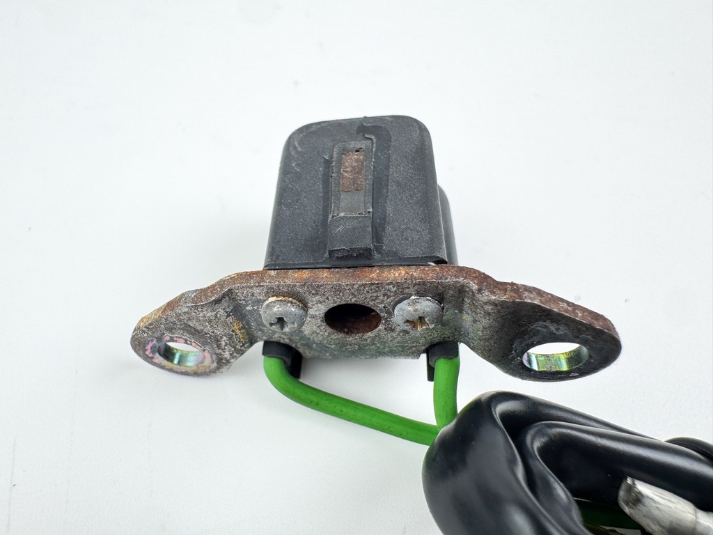 1999 Yamaha 200 HP 2 Stroke Outboard Crankshaft Position Sensor CPS 6R5-85895-01-00 OEM