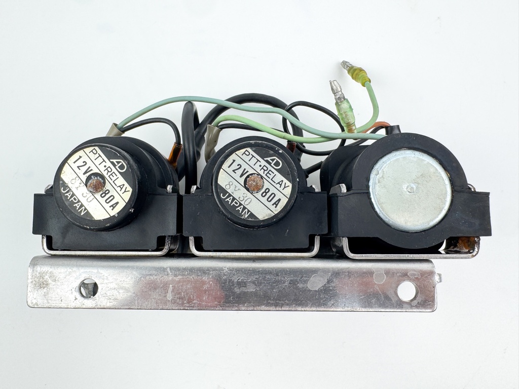 1999 Yamaha 200 HP 2 Stroke Outboard Starter Trim Tilt Relay 6E5-8195A-00-00 OEM