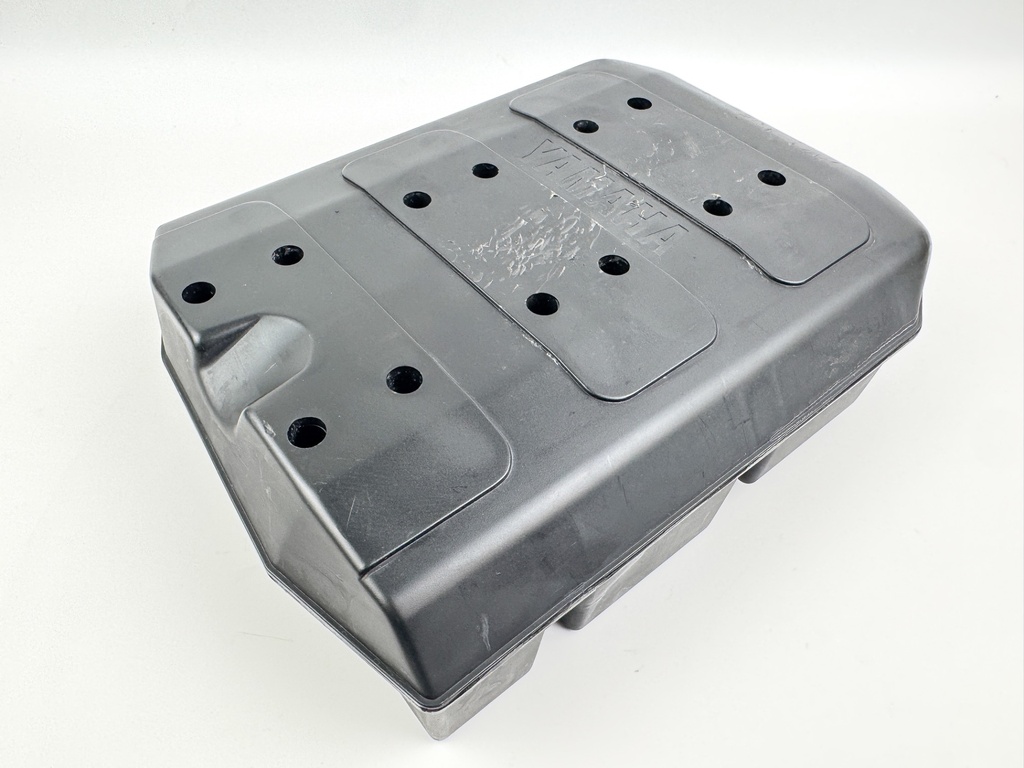 1999 Yamaha 200 HP 2 Stroke Outboard Intake Air Silencer Assembly 64D-14440-00-00 OEM