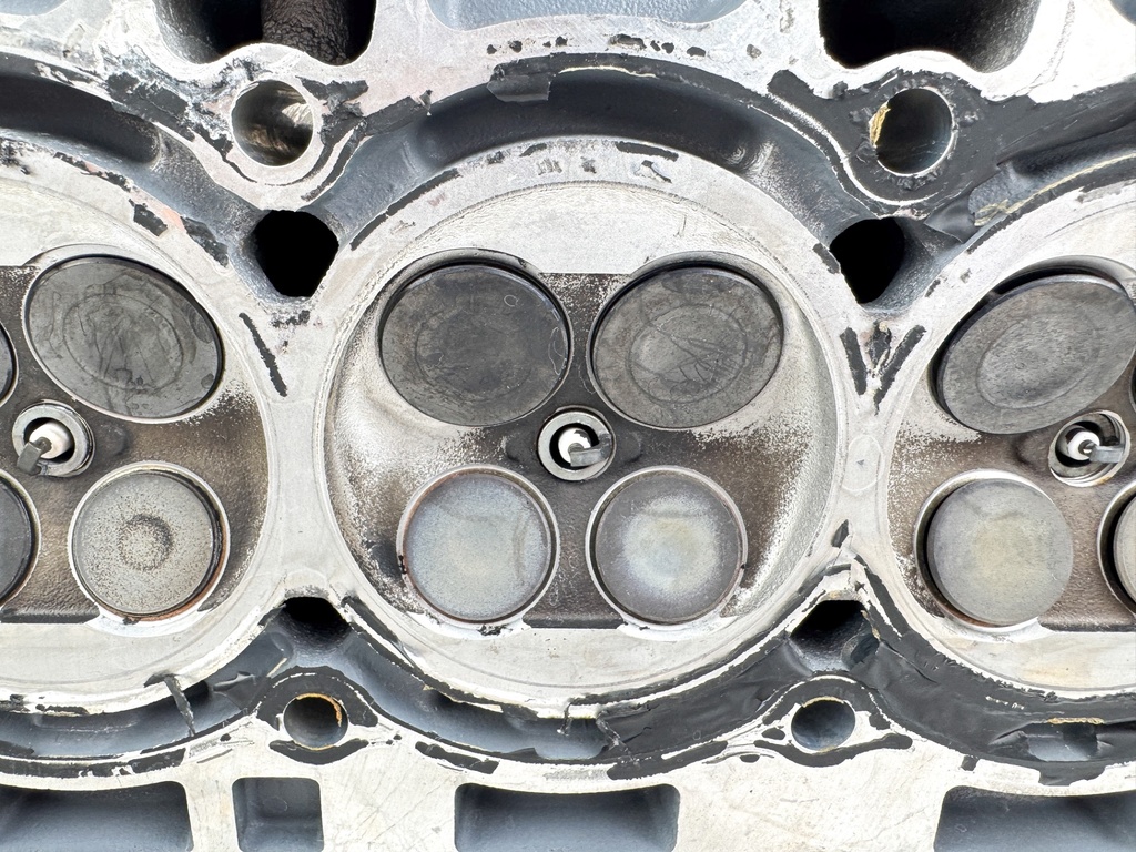 2000-2011 Yamaha 115HP 4 Stroke Outboard Cylinder Head 68V-W009A-01-1S