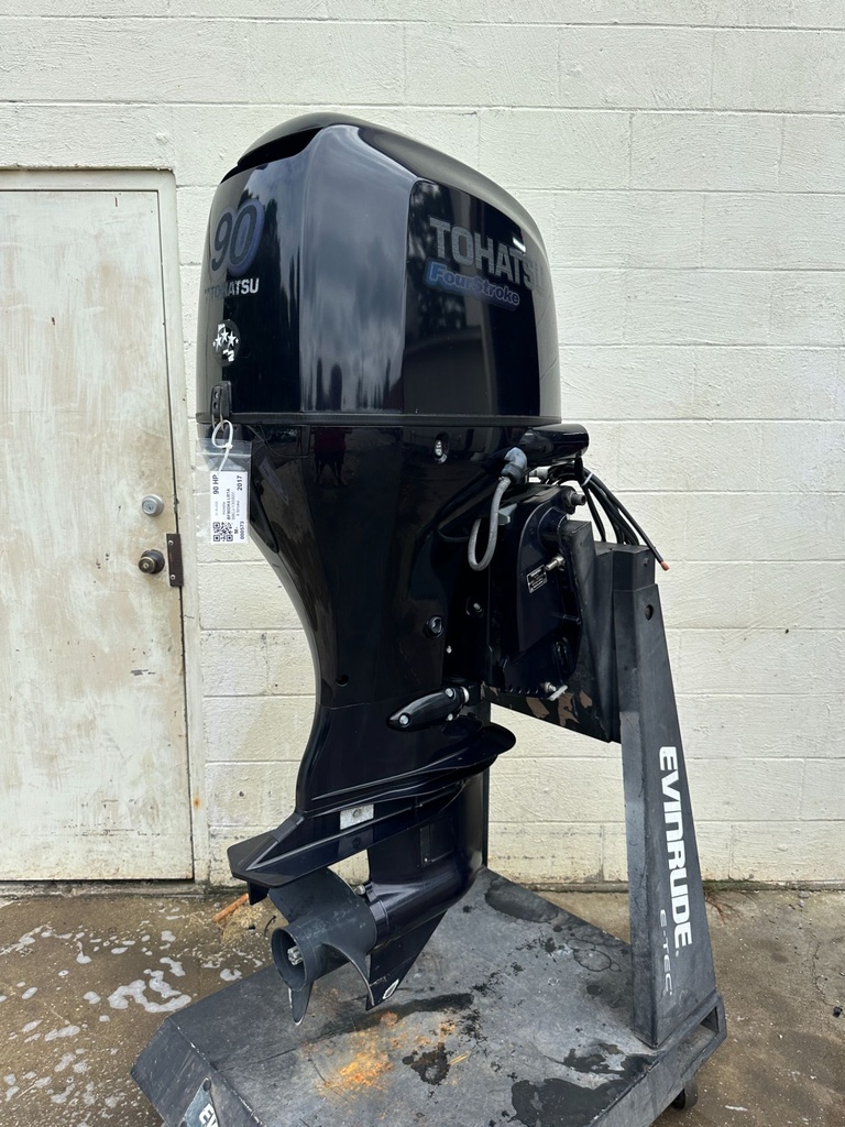2017 Honda / Tohatsu 90HP 4 Stroke Outboard Engine W/ 20" Shaft 74 Hours
