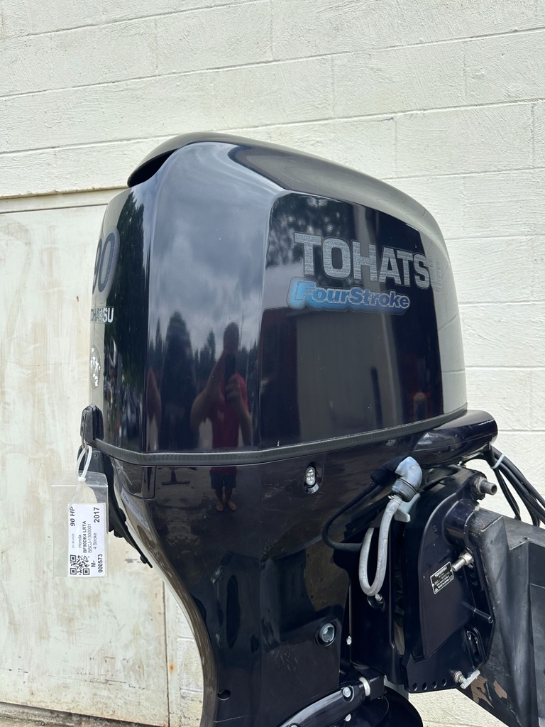2017 Honda / Tohatsu 90HP 4 Stroke Outboard Engine W/ 20" Shaft 74 Hours