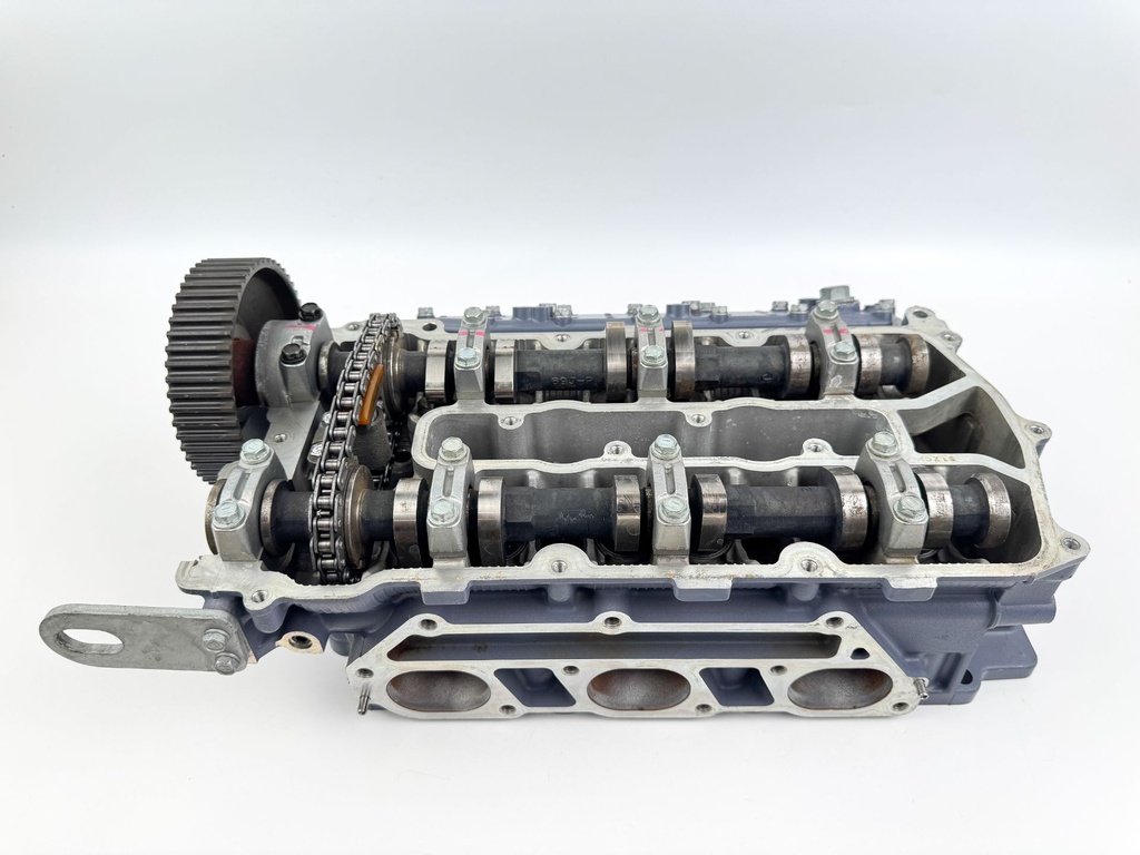 2002 Yamaha 225 HP 4 Stroke Outboard Port Cylinder Head 69J-W009C-01-1S OEM