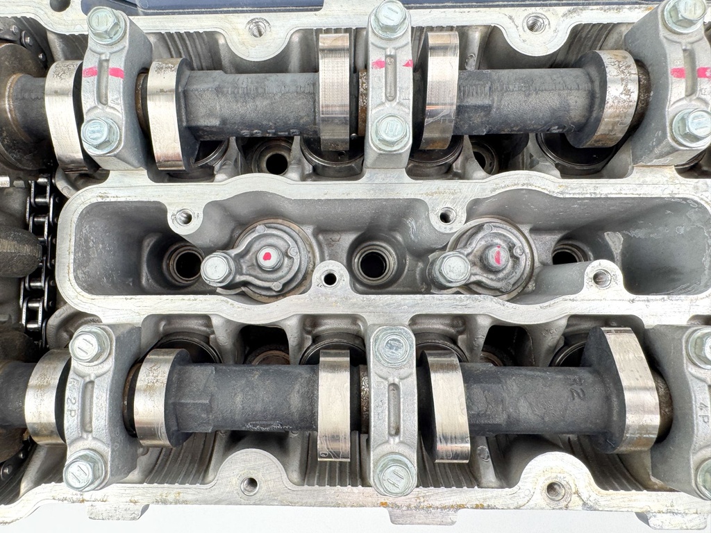 2002 Yamaha 225 HP 4 Stroke Outboard Port Cylinder Head 69J-W009C-01-1S OEM