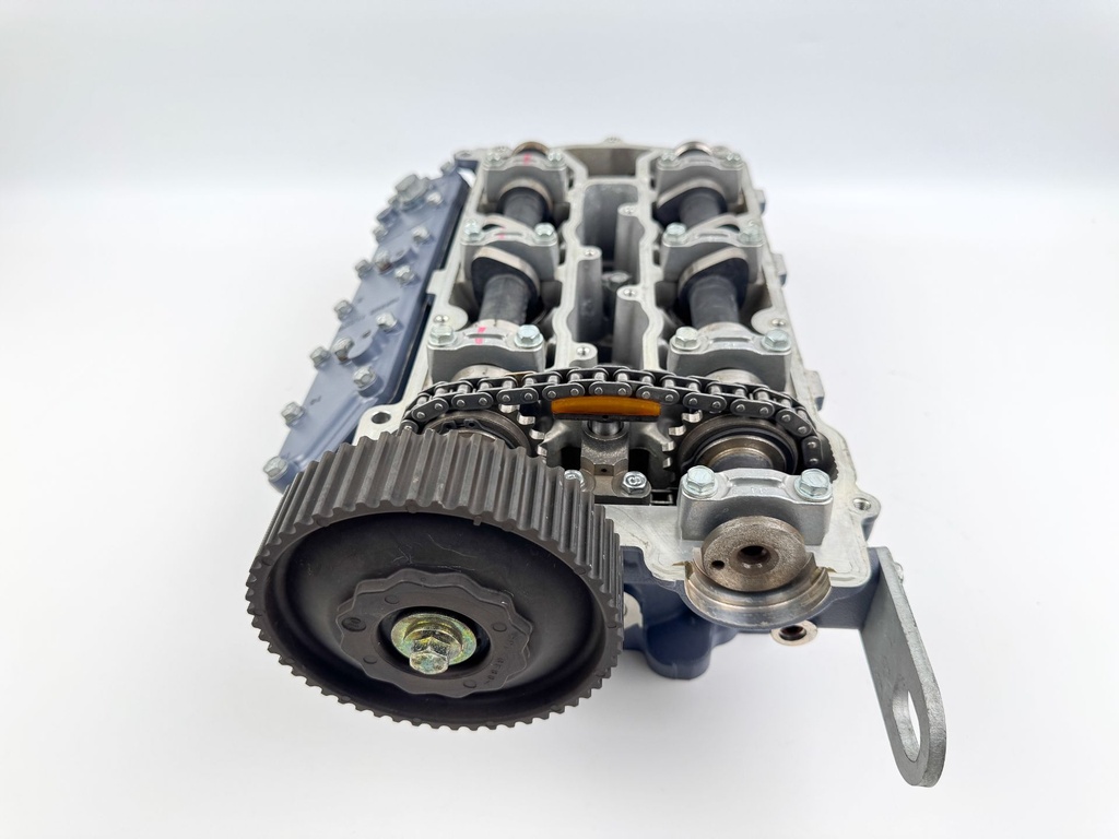 2002 Yamaha 225 HP 4 Stroke Outboard Port Cylinder Head 69J-W009C-01-1S OEM