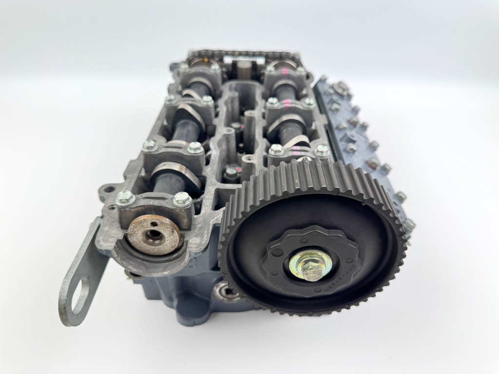 2002 Yamaha 225 HP 4 Stroke Outboard Starboard Cylinder Head 69J-W009A-01-1S OEM