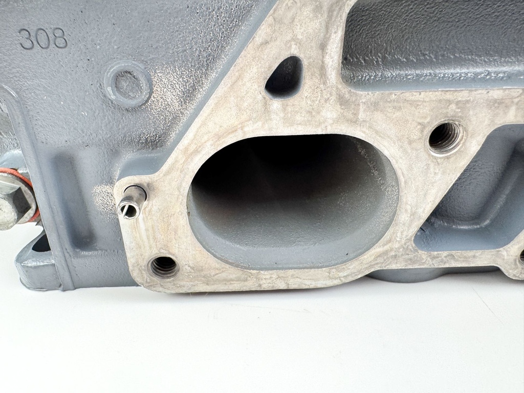 2002 Yamaha 225 HP 4 Stroke Outboard Starboard Cylinder Head 69J-W009A-01-1S OEM