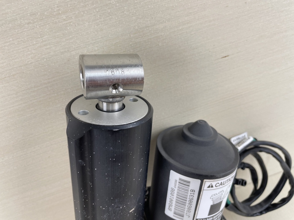 2018 Mercury 90HP 4 Stroke Outboard Power Trim Tilt Unit Assembly 8M0090335