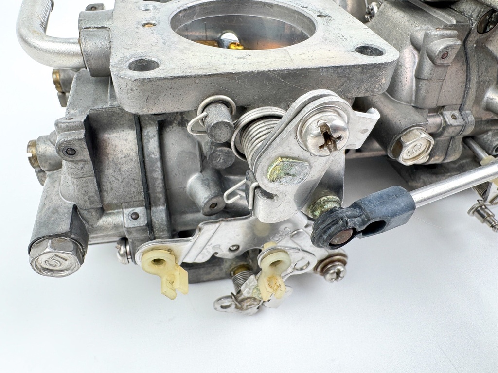1999 Yamaha 200 HP 2 Stroke Outboard Carburetor Set 64E-14301-00-00 OEM