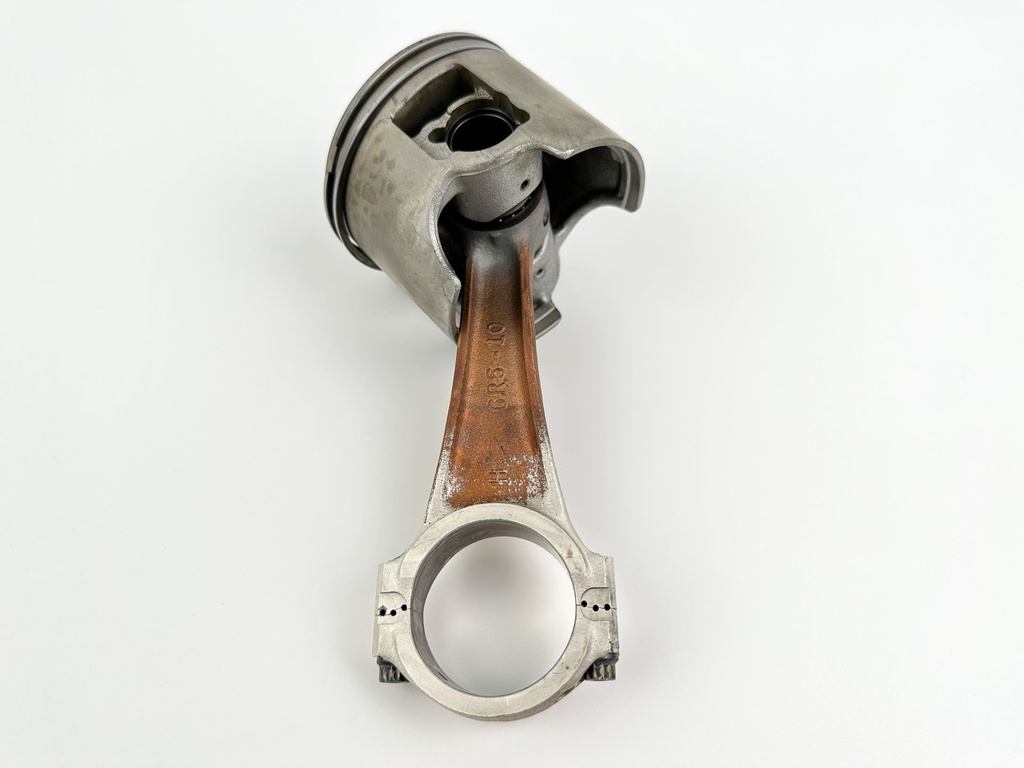 2000 Yamaha 115 HP 2 Stroke Outboard Piston W/ Connecting Rod 6R5-11650-10-00 OEM