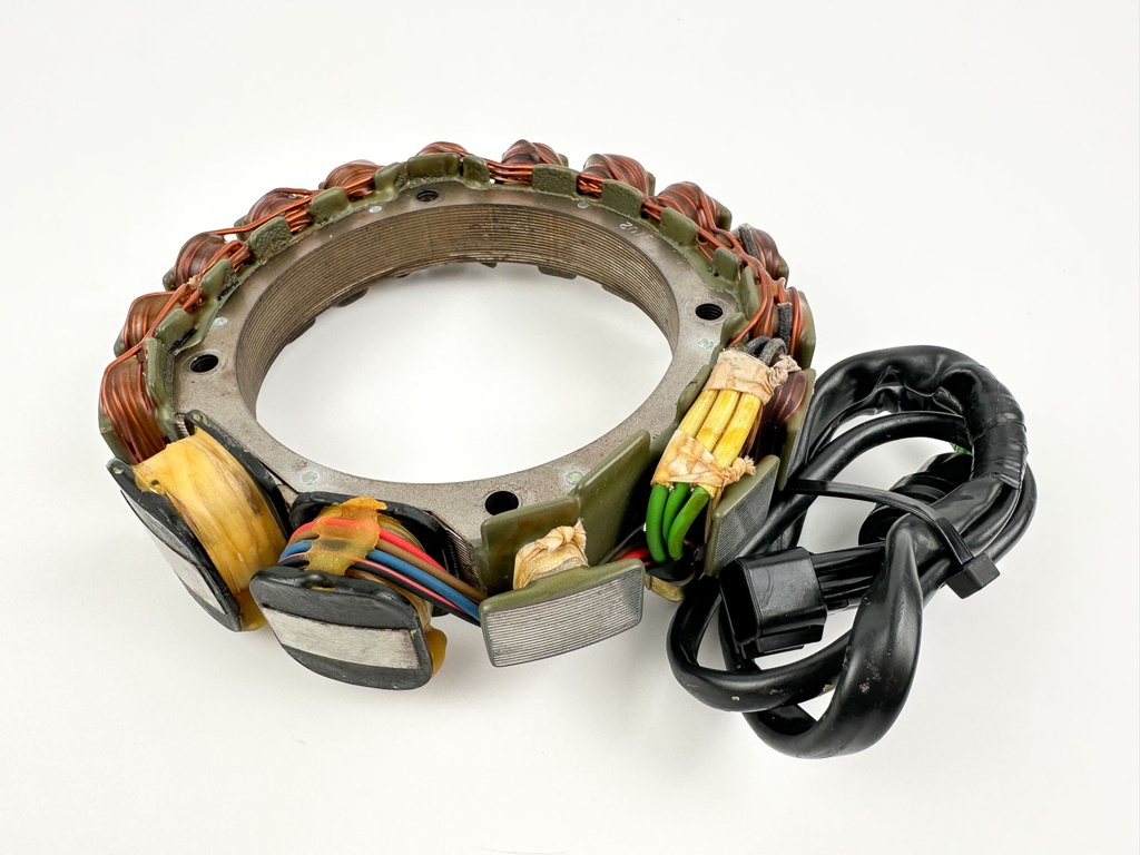 2000 Yamaha 115 HP 2 Stroke Outboard Stator Assembly 6N7-85510-00-00 OEM