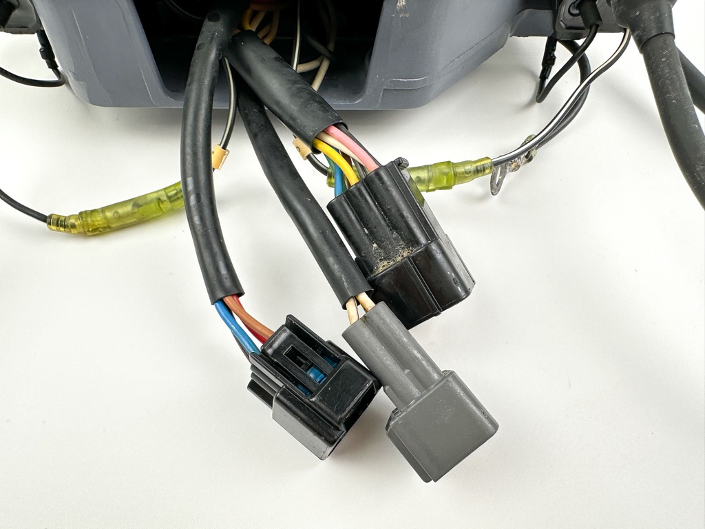 2000 Yamaha 115 HP 2 Stroke Outboard C.D.I CDI Assembly 6N7-85540-01-00 OEM