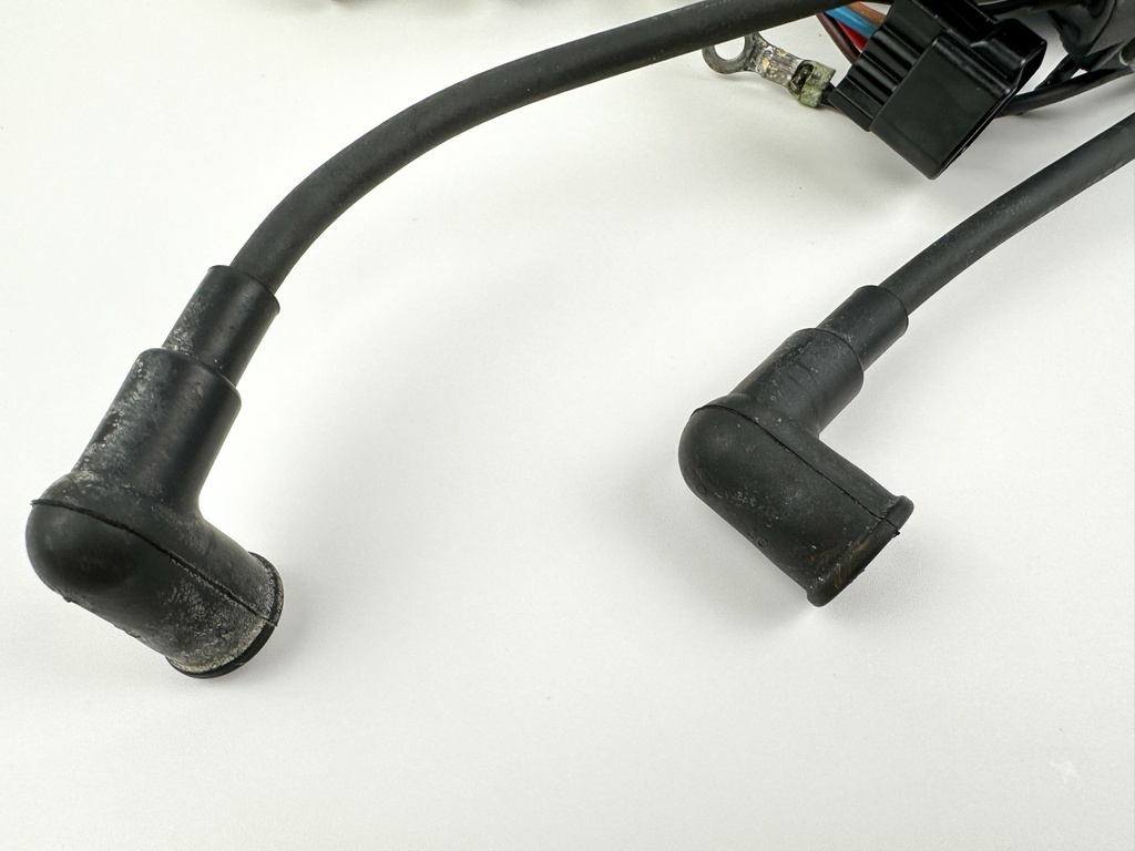 2000 Yamaha 115 HP 2 Stroke Outboard C.D.I CDI Assembly 6N7-85540-01-00 OEM